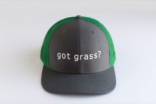 Got Grass? Hat. Charcoal/ Kelly Green